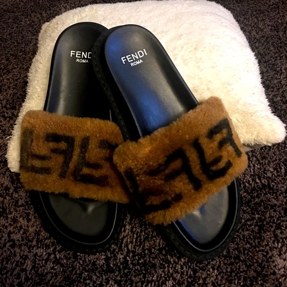Fendi Shoes - COPY - beautiful slides in new condition some fading on 1 side